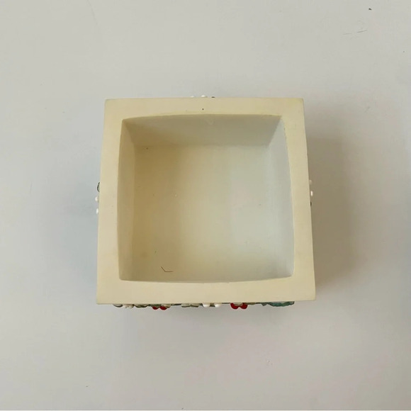 Vintage 2000 Pfaltzgraff Winterberry Trinket Box - Picture 6 of 14